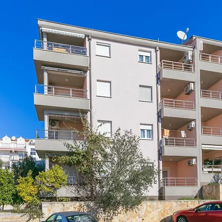 Daire With Parking Space - 23910 Trogir